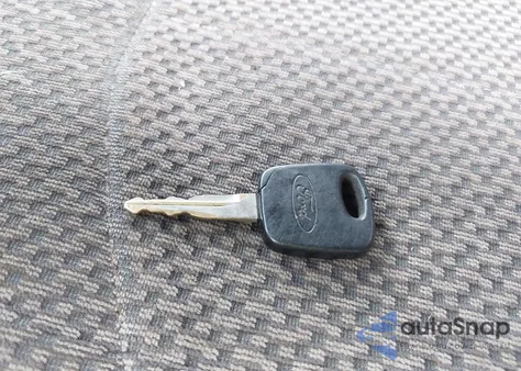 1999 Ford F-150 Lariat/Work Series/Xl/Xlt из США, поврежденный, VIN 1FTRX18W5XNB28183